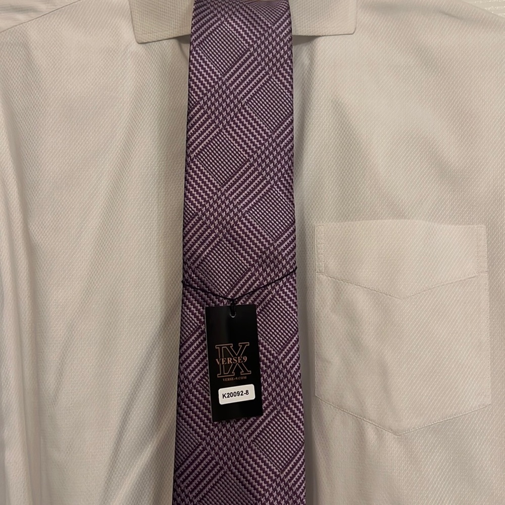 Verse 9 Silk Purple Tie and Hanky